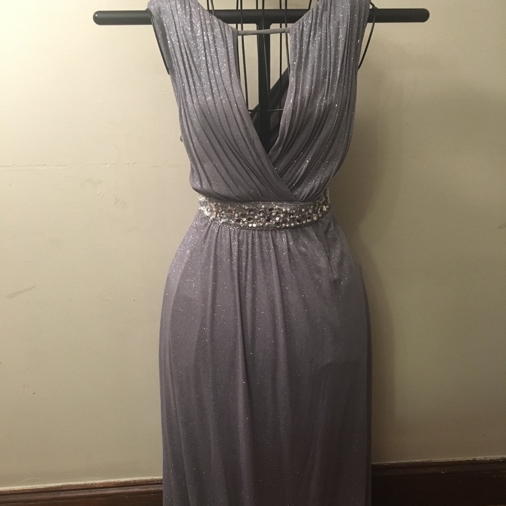 V-neck sleeveless Long Silver glittered dress